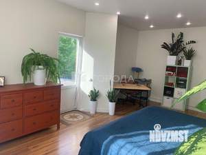 Дом 280м&sup2;, 2-этажный, на длительный срок, 