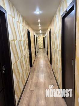 Дом 450м&sup2;, 2-этажный, на длительный срок, 