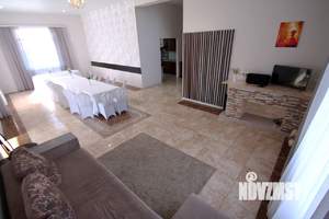 Дом 350м², 2-этажный, посуточно, 