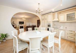 Дом 135м², 2-этажный, на длительный срок, 