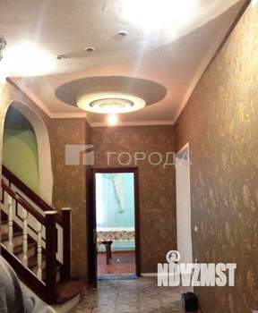 Дом 220м², 2-этажный, на длительный срок, 