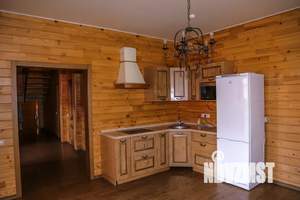 Дом 250м&sup2;, 2-этажный, посуточно, 