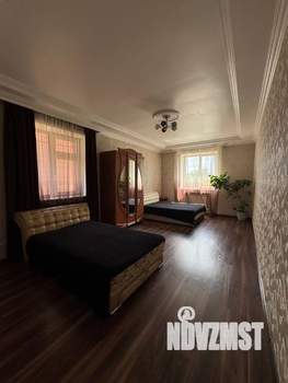 Дом 355м&sup2;, 2-этажный, посуточно, 