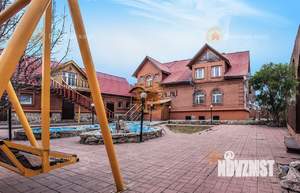 Дом 560м&sup2;, 2-этажный, посуточно, 
