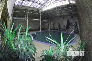 Дом 1000м&sup2;, 2-этажный, посуточно, 