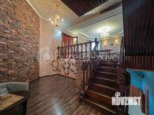 Дом 300м&sup2;, 2-этажный, посуточно, 