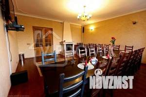 Дом 350м&sup2;, 2-этажный, посуточно, 