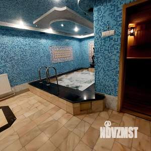 Дом 350м&sup2;, 2-этажный, посуточно, 