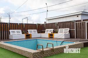 Дом 300м&sup2;, 2-этажный, посуточно, 