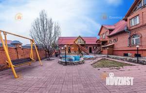 Дом 560м&sup2;, 2-этажный, посуточно, 