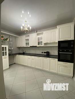 Дом 950м&sup2;, 2-этажный, посуточно, 