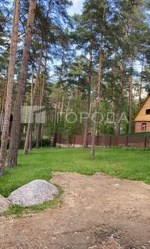 Дом 700м&sup2;, 3-этажный, на длительный срок, 