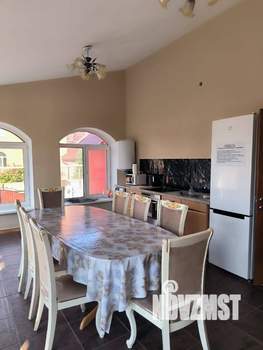 Дом 955м², 2-этажный, посуточно, 