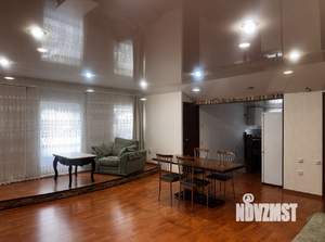 Дом 110м&sup2;, 2-этажный, на длительный срок, 