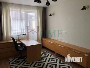 Таунхаус 180м², 3-этажный, на длительный срок, 