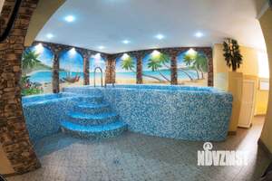 Дом 600м&sup2;, 3-этажный, посуточно, 