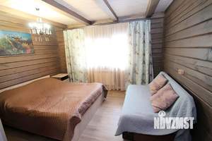 Дом 200м&sup2;, 2-этажный, посуточно, 