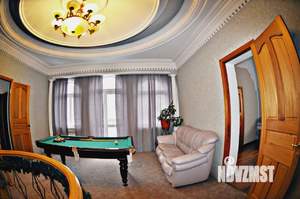 Дом 350м², 2-этажный, посуточно, 