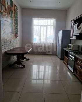 Дом 320м², 2-этажный, на длительный срок, 