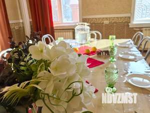 Дом 350м&sup2;, 2-этажный, посуточно, 