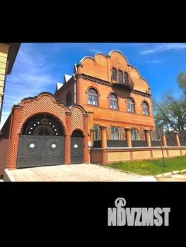 Дом 350м&sup2;, 2-этажный, посуточно, 