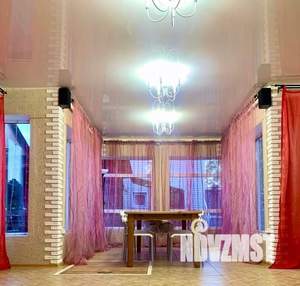 Дом 300м&sup2;, 2-этажный, посуточно, 