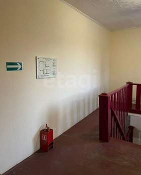 Дом 220м&sup2;, 2-этажный, на длительный срок, 