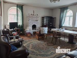 Дом 411м&sup2;, 2-этажный, на длительный срок, 