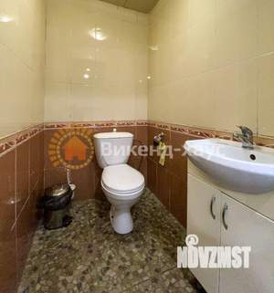 Дом 300м&sup2;, 3-этажный, посуточно, 