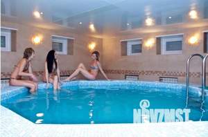 Дом 340м&sup2;, 3-этажный, посуточно, 