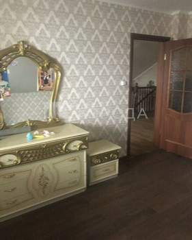 Дом 150м², 2-этажный, на длительный срок, 