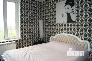 Дом 400м&sup2;, 2-этажный, посуточно, 