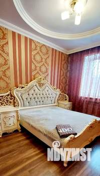 Дом 450м&sup2;, 3-этажный, посуточно, 