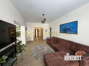 Коттедж 208м&sup2;, 2-этажный, на длительный срок, 