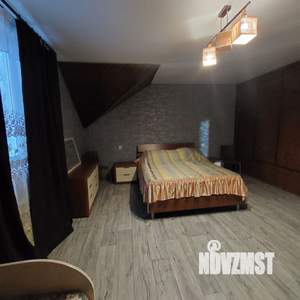 Дом 900м&sup2;, 3-этажный, посуточно, 