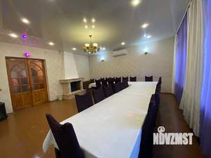 Дом 350м&sup2;, 2-этажный, посуточно, 