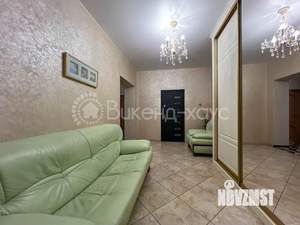 Дом 260м&sup2;, 2-этажный, посуточно, 