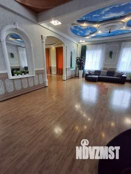 Дом 400м&sup2;, 2-этажный, посуточно, 