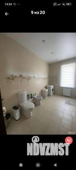 Коттедж 200м&sup2;, 2-этажный, на длительный срок, 