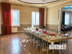 Дом 350м&sup2;, 2-этажный, посуточно, 