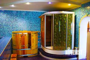 Дом 400м&sup2;, 2-этажный, посуточно, 