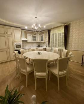 Дом 175м&sup2;, 2-этажный, на длительный срок, 