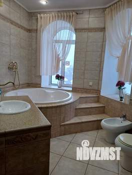 Дом 650м&sup2;, 4-этажный, посуточно, 