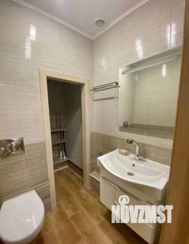 Коттедж 200м², 2-этажный, на длительный срок, 