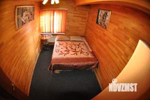 Дом 1000м&sup2;, 2-этажный, посуточно, 