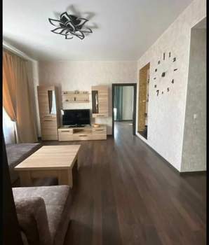 Дом 200м², 2-этажный, на длительный срок, 