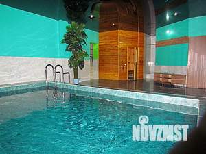 Дом 380м&sup2;, 3-этажный, посуточно, 