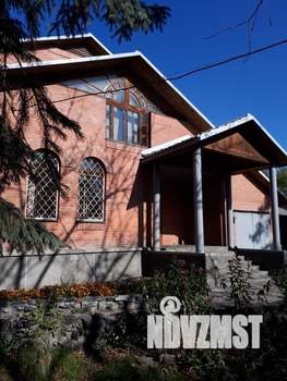 Дом 340м², 3-этажный, посуточно, 