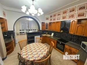 Дом 650м&sup2;, 4-этажный, посуточно, 