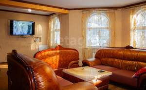 Дом 400м&sup2;, 2-этажный, на длительный срок, 